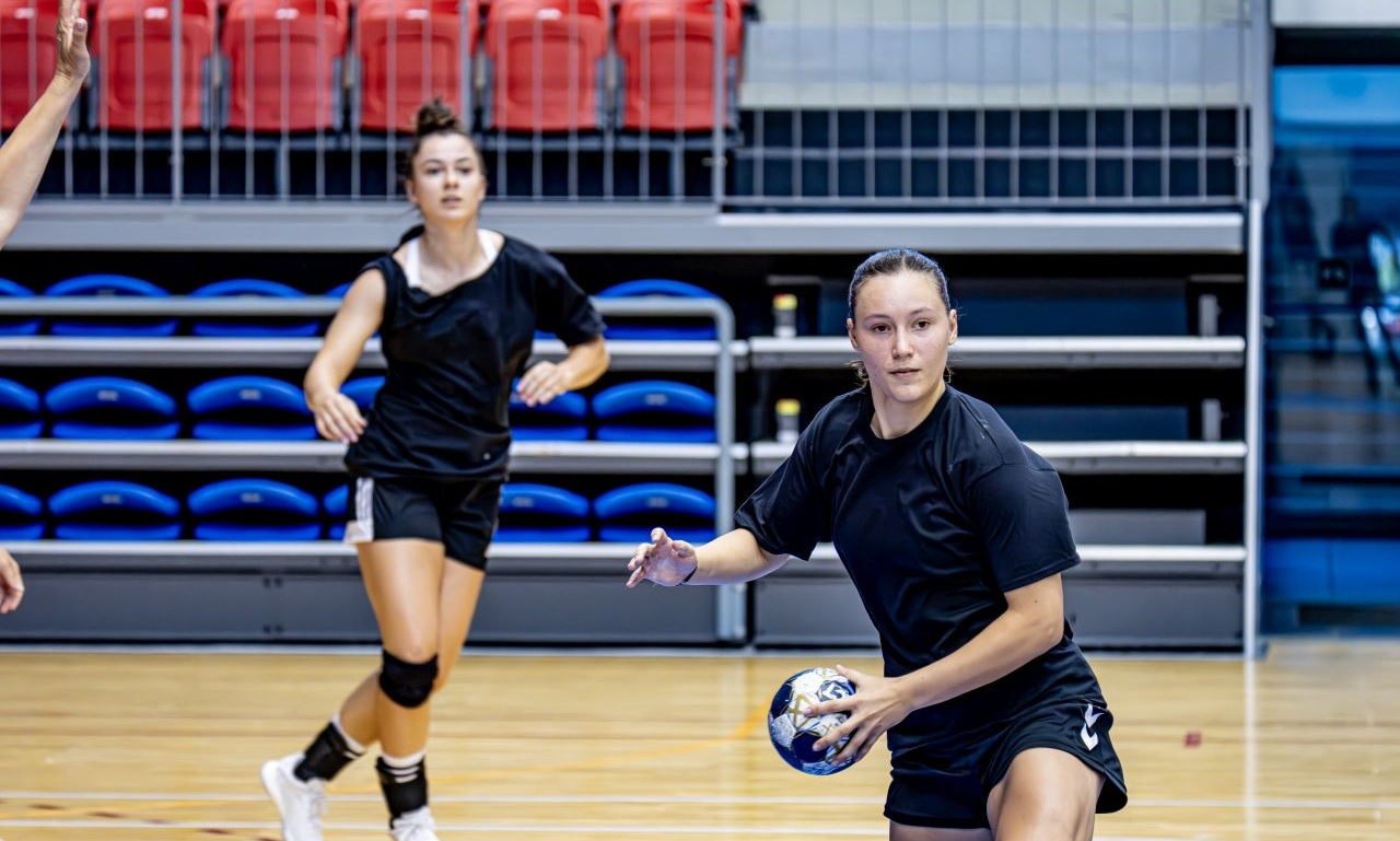 The CSM Slatina women's handball team chose Nyíregyháza as the venue for their preparation
